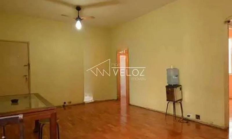 Apartamento : / Resi...
