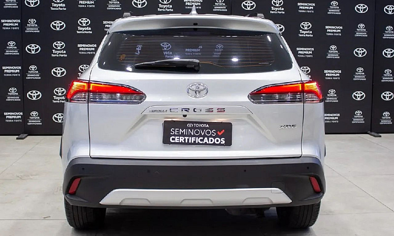 Toyota Corolla Cross...