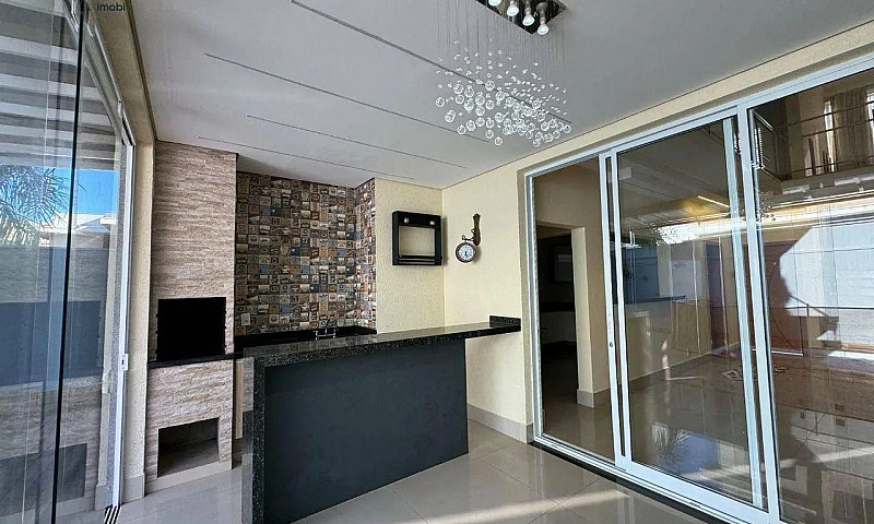 Casa Com 3 Dormitóri...