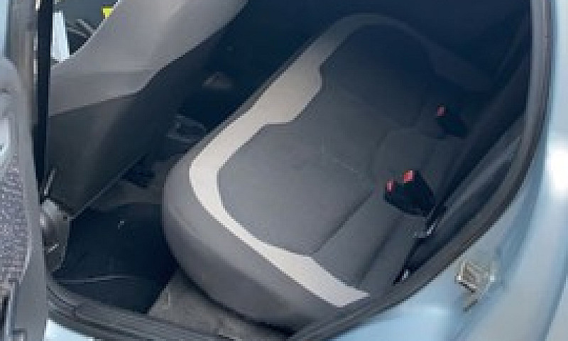 Corsa Hatch ...