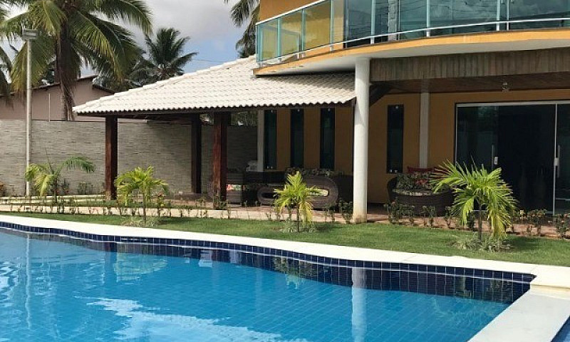 Aluga-Se Casa De Alt...