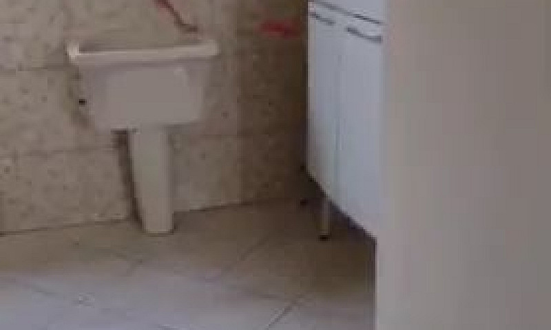 Alugo Quarto No Méie...