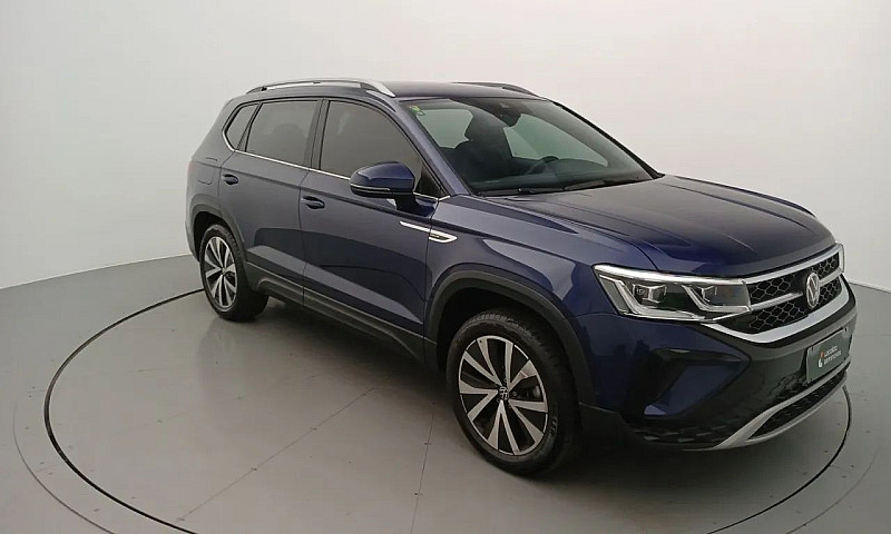 Volkswagen Taos 2023...