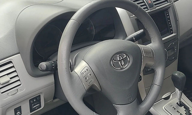 Toyota Corolla Xei 1...