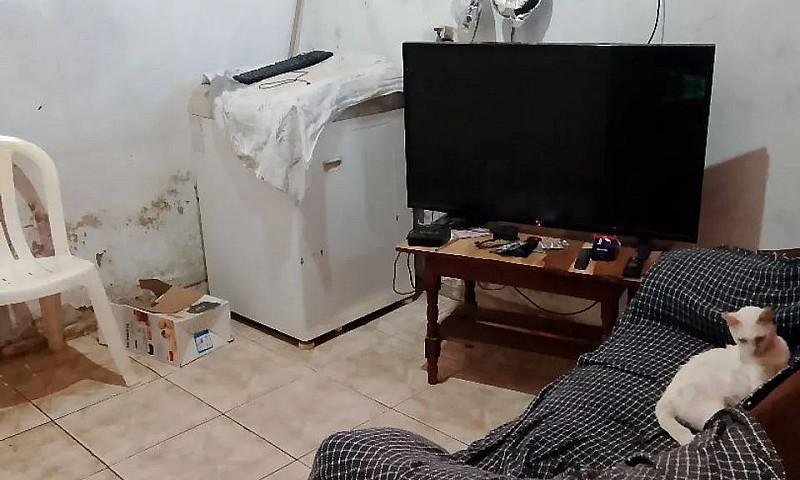 Venda De Uma Casa...