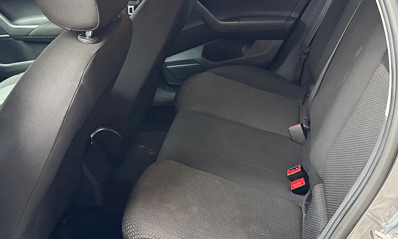 Volkswagen Polo 1.6 ...