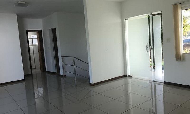 Vendo Excelente Casa...