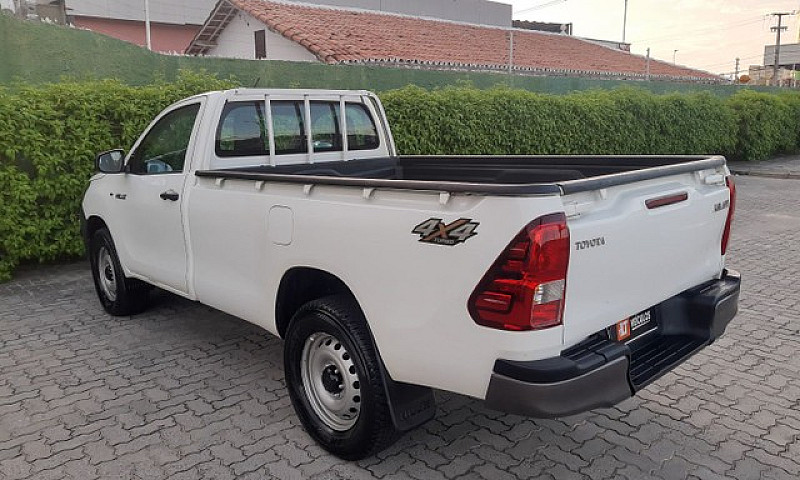 Hilux Cs Cabine Simp...
