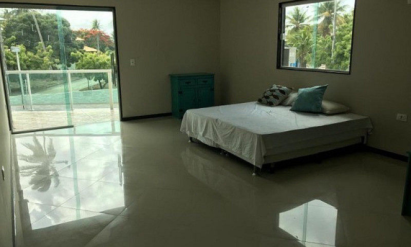 Aluga-Se Casa De Alt...