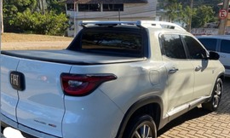 Fiat Toro Volcano At...