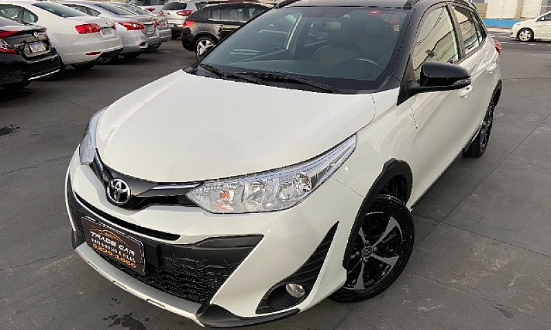 Toyota Yaris Xway Co...