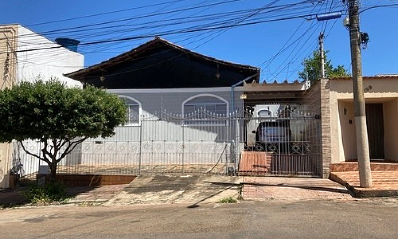 - Casa Padrão -...