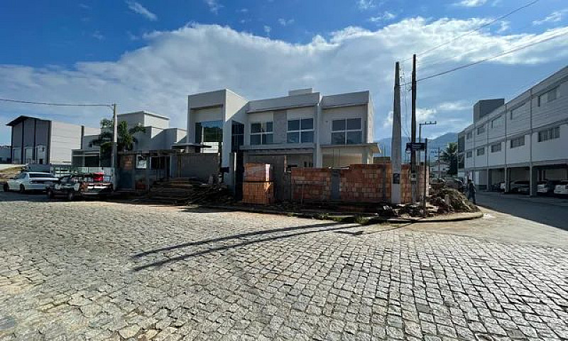 Casa À Venda, 2 Quar...