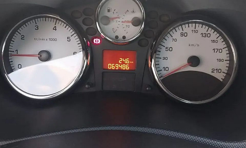 Peugeot 207 Xr 1.4 F...