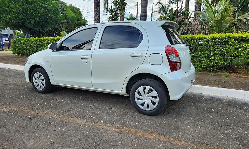 Etios 1.3 2019 Manua...