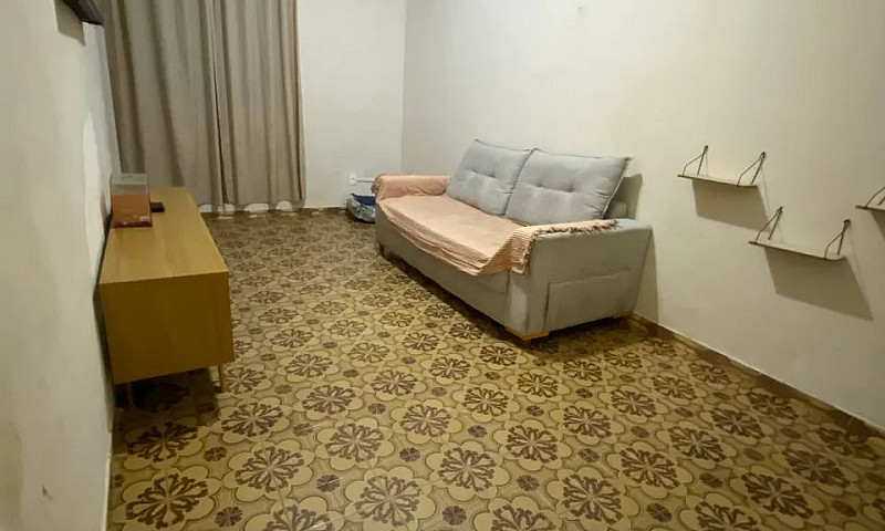 ? Aluga-Se Casa Em I...