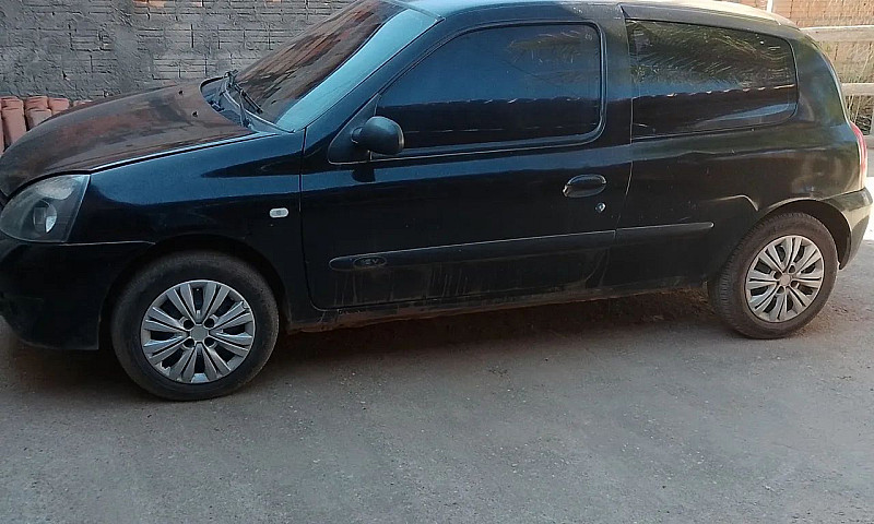 Renault Clio Hi-Flex...