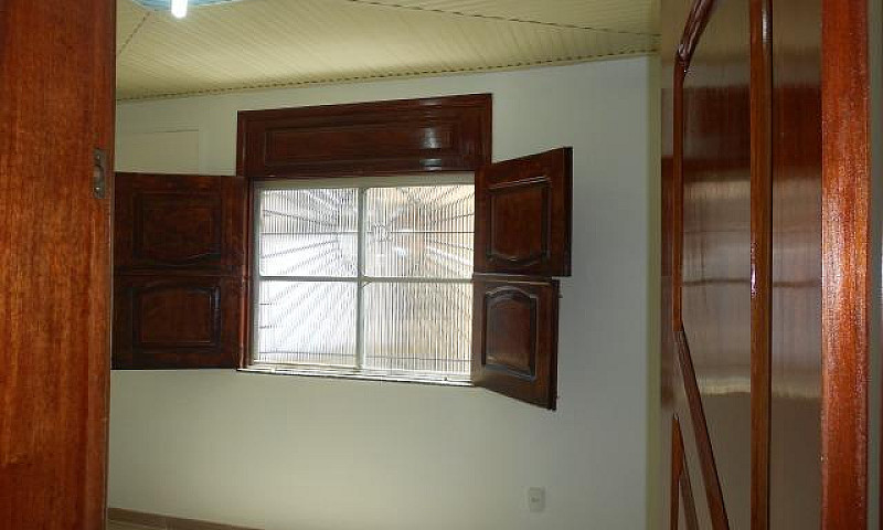 Casa De Vila Constan...