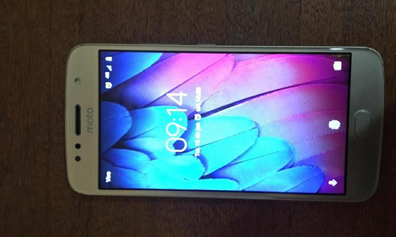 Moto G5S...