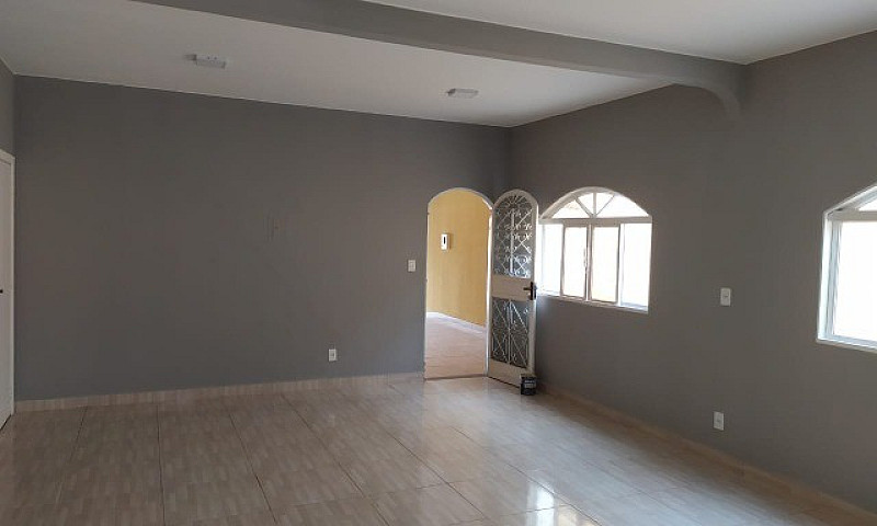Linda Casa De 3 Quar...