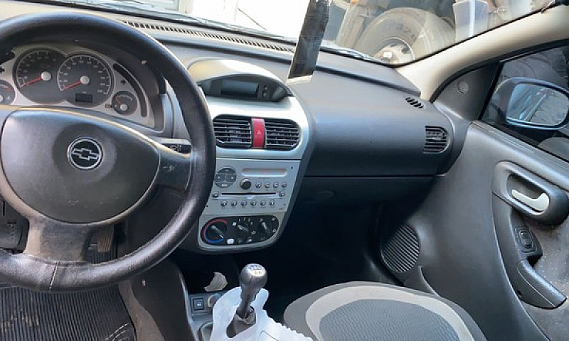 Corsa Hatch ...