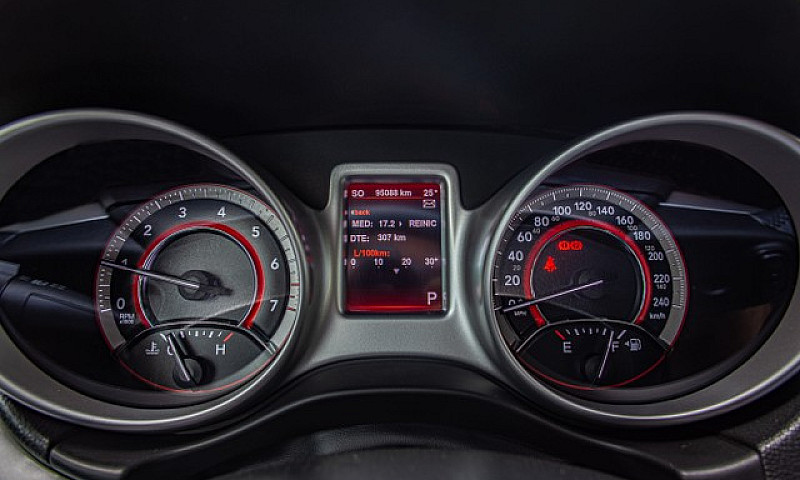 Fiat Freemont 2.4 16...