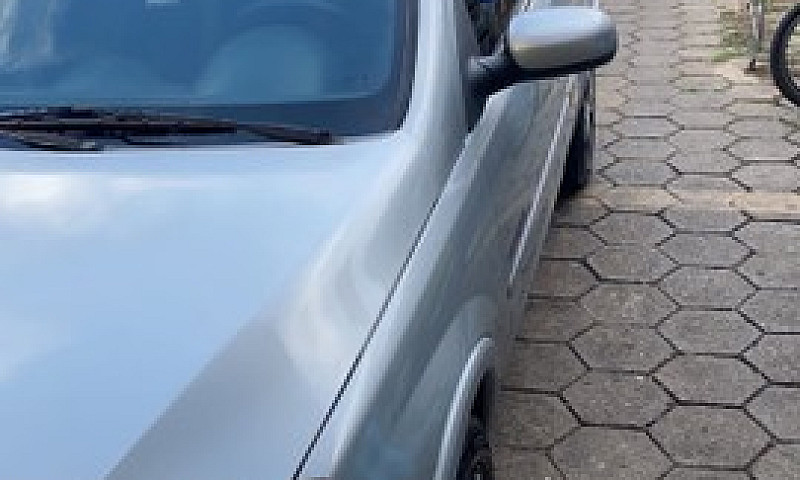 Corsa Hatch ...