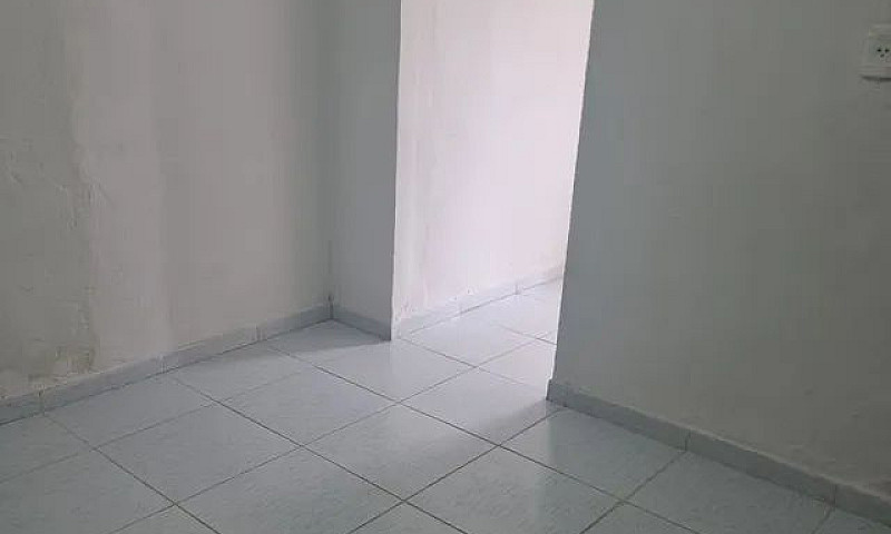 Aluga Se Um Quarto C...