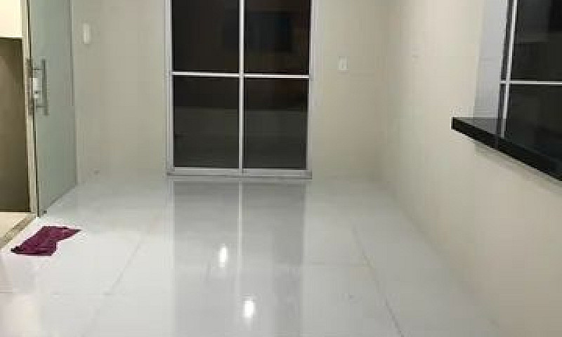 Alugo Casa Novinha 3...