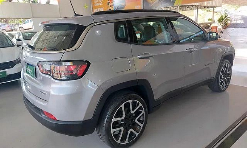 Jeep Compass 2022 1....