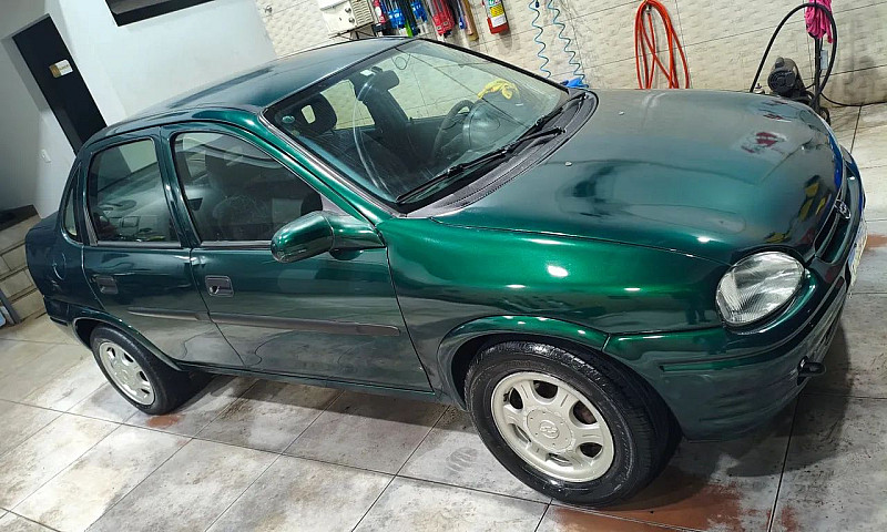 Chevrolet Corsa Supe...