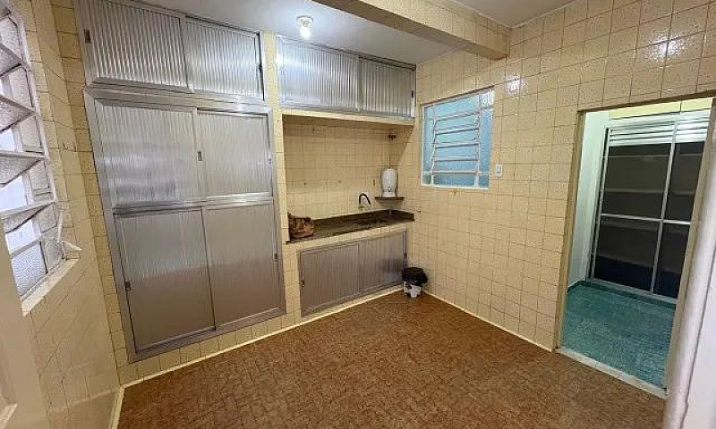 Ótima Casa 2 Quartos...