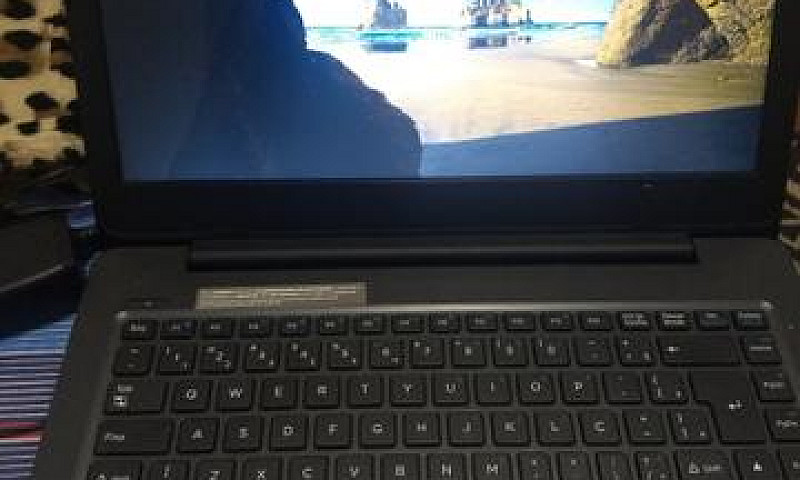 Notebook Positivo...