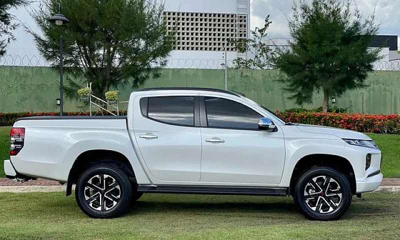 L200 Hpe 2023...