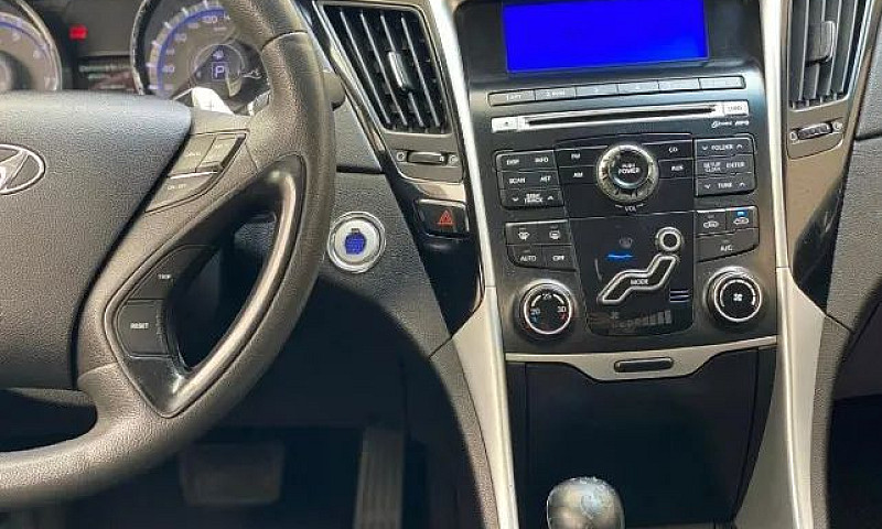 Hyundai Sonata 2.4 1...