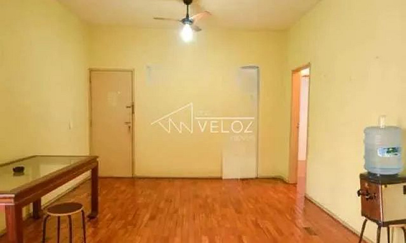 Apartamento : / Resi...