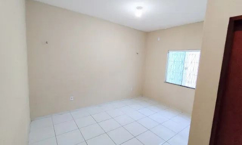 Casa Com 2 Quartos E...