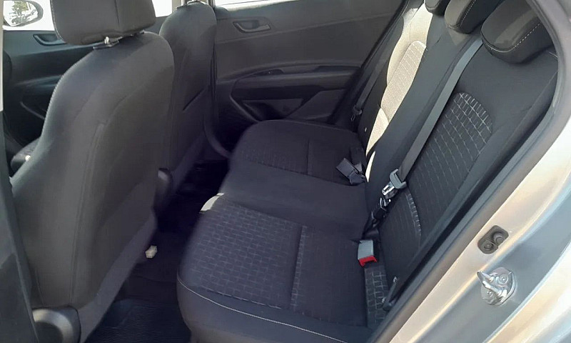 Chevrolet Onix Plus ...