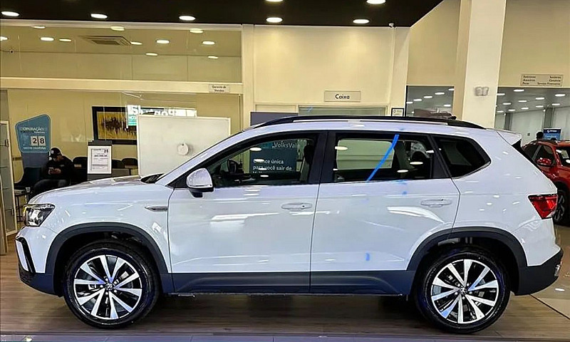 Volkswagen Taos Comf...
