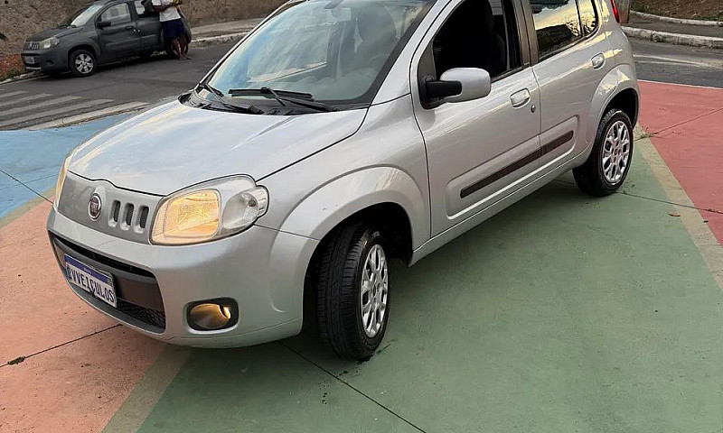 Fiat Uno Vivace Cele...
