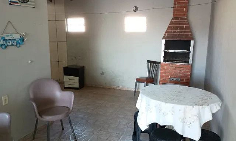 Otima Casa Bem Local...