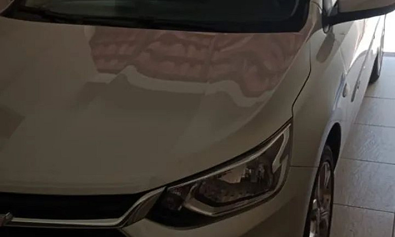 Chevrolet Onix Plus ...
