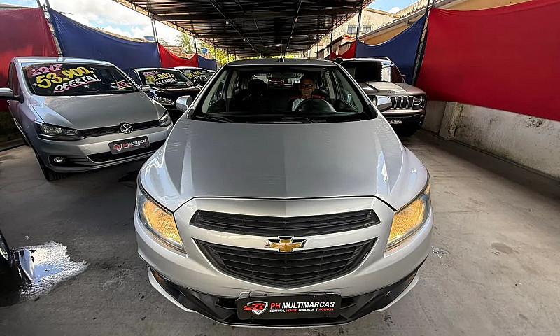 Chevrolet Onix Hatch...