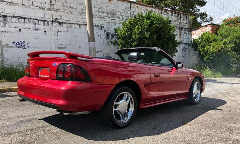 Ford 1995 95 Mustang...