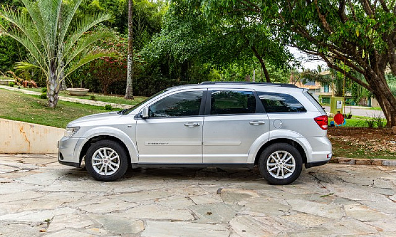 Fiat Freemont 2.4 16...