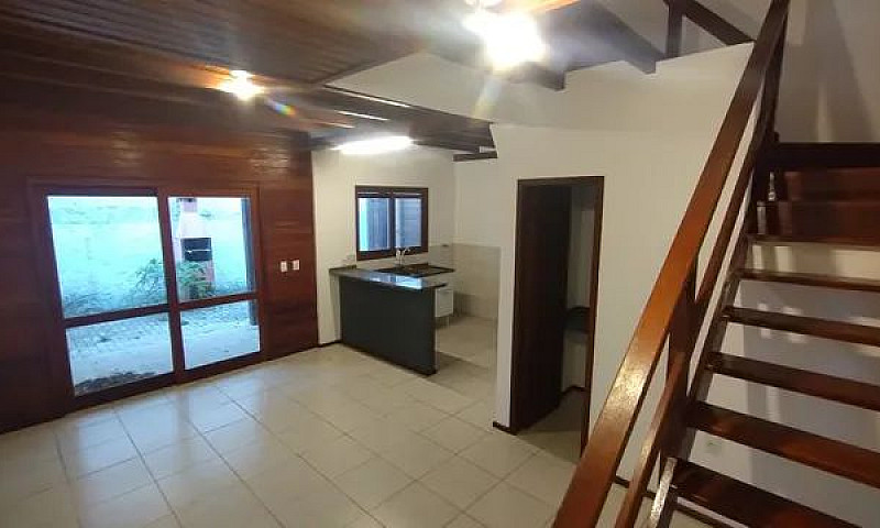 Casa No Rio Tavares ...