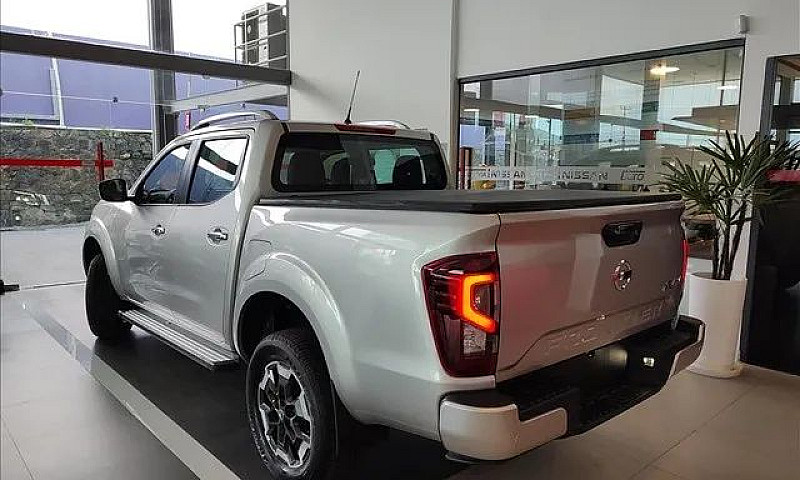 Nissan Frontier 2.3 ...