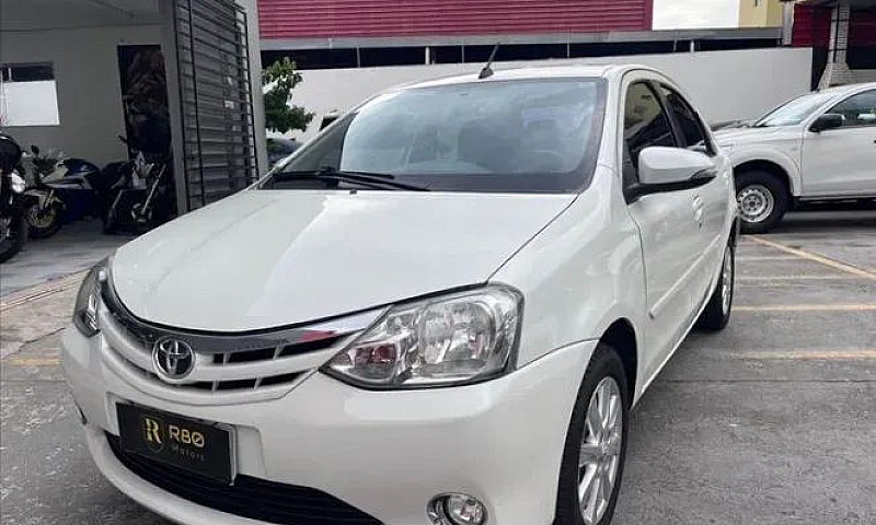 Toyota Etios Xls Sed...