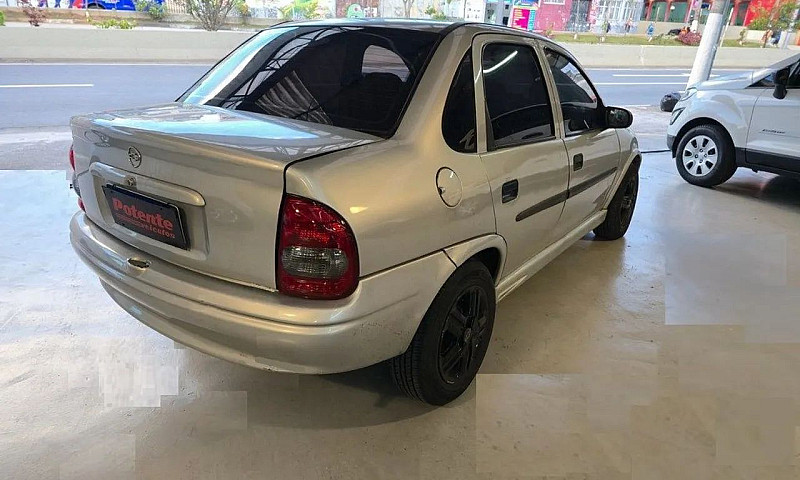 Chevrolet Corsa Clas...