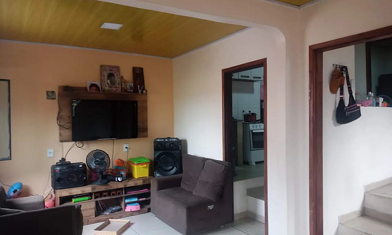 Vendo Casa Por Motiv...